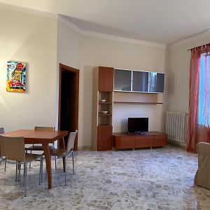 Apartamento Estándar de 2 Dormitorios